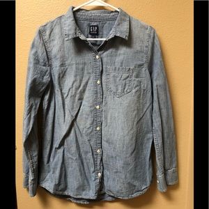 GAP denim button up size Small